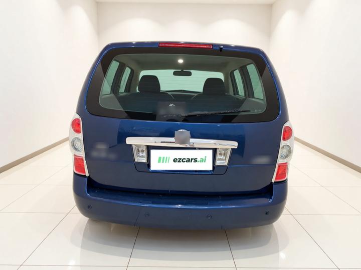 GL8 2014 2.4L Comfort photo 5