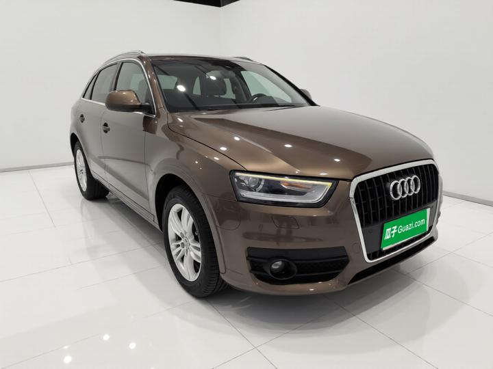 Q3 2015 35 TFSI quattro photo 3