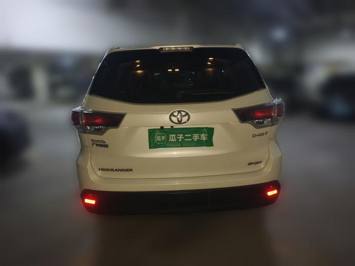 Highlander 2015 2.0T RWD Luxury 7-Seater photo 5
