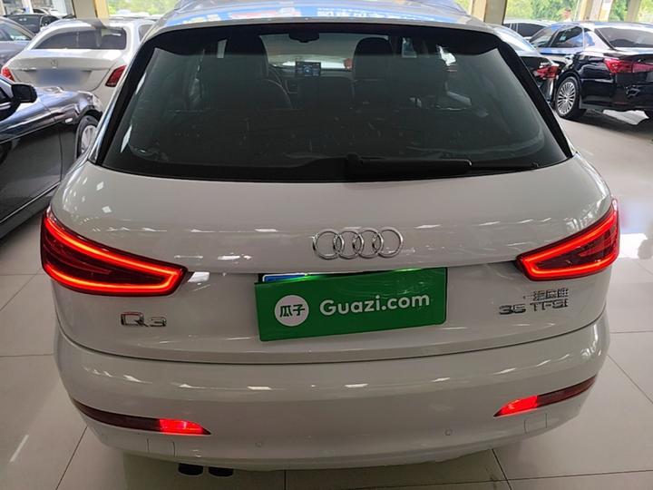 Q3 2015 35 TFSI photo 3