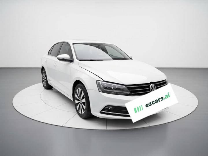 Sagitar 2018 180TSI DSG Exclusive photo 3