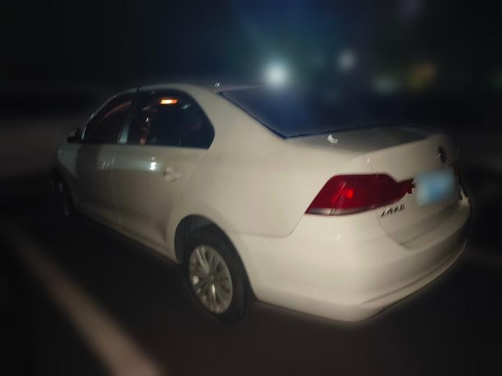 Santana 2018 1.5L MT photo 4