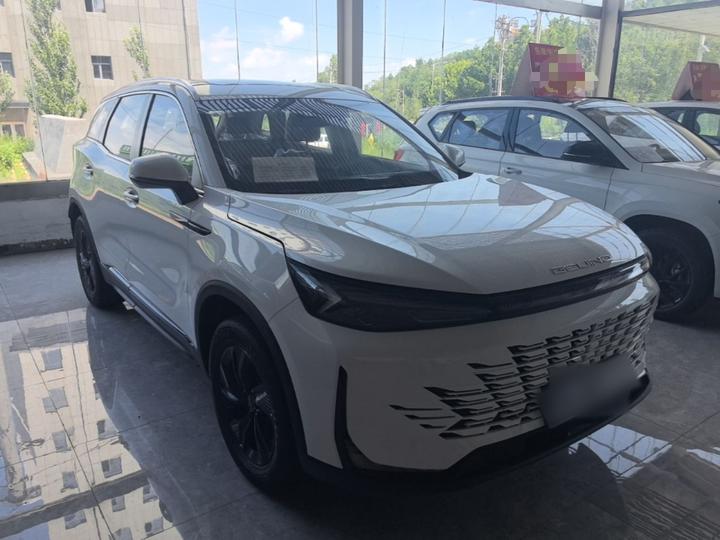 BAIC X7 2025 1.5TD DCT photo 3