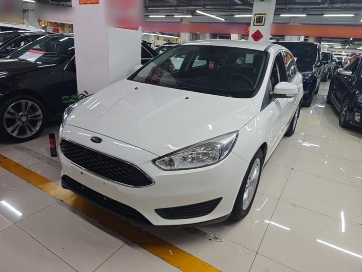 Focus 2018 Hatchback Classic 1.6L AT Comfort