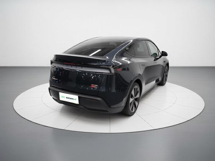 Model Y 2025 RWD photo 4