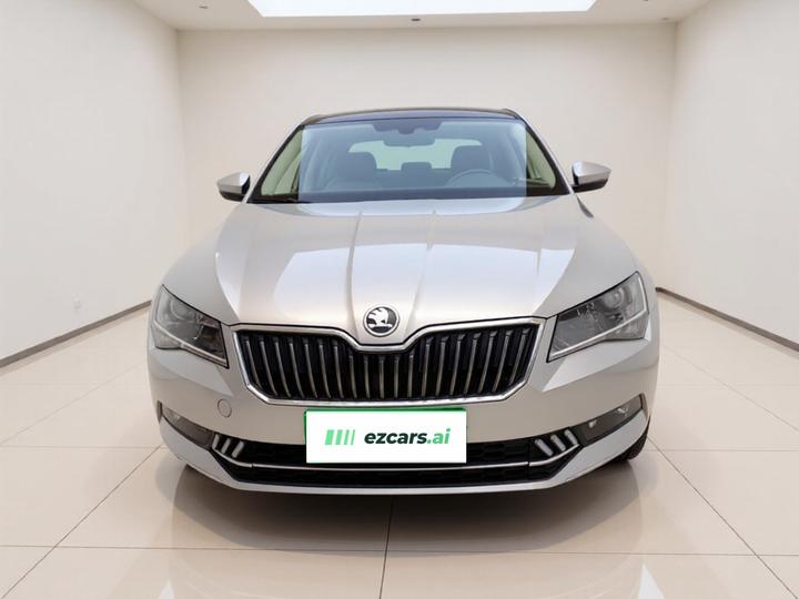 Superb 2016 TSI330 DSG photo 2
