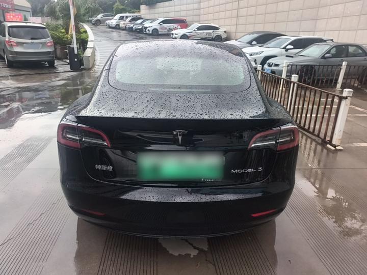 Model 3 2022 RWD photo 3