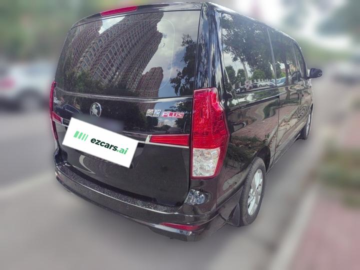 Lingzhi PLUS 2024 1.5T MT Luxury 9-Seater photo 6