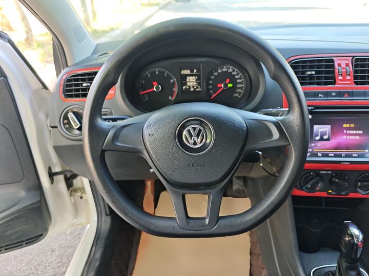 Polo 2016 1.4L AT photo 6