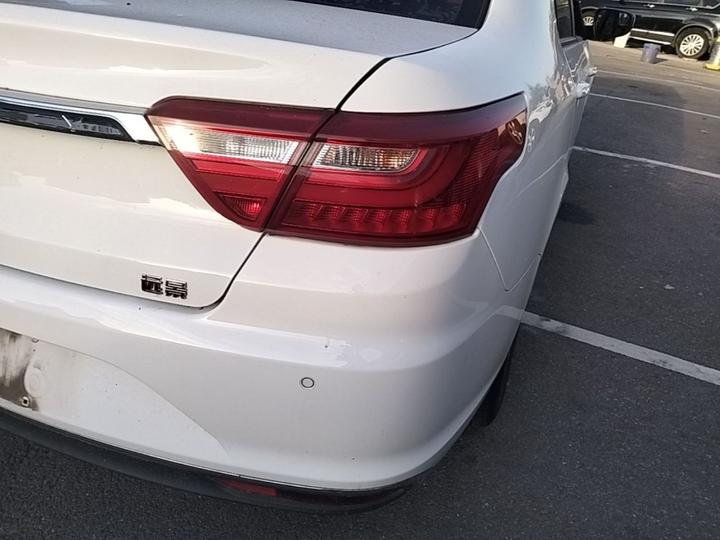 Vision 2019 Upgraded 1.5L MT Luxury China VI photo 7