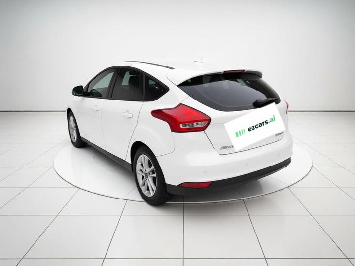 Focus 2017 Hatchback 1.6L AT Fashion photo 4