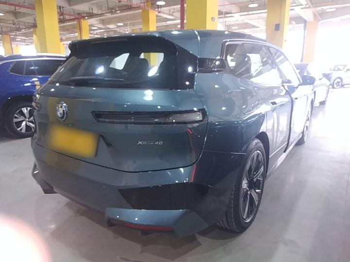 iX 2023 xDrive40 photo 4