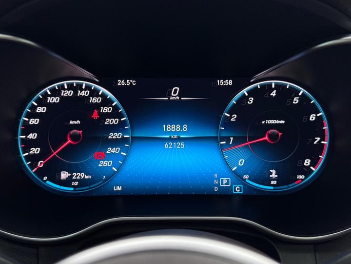 GLC 2020 GLC 260 L 4MATIC Luxury photo 2