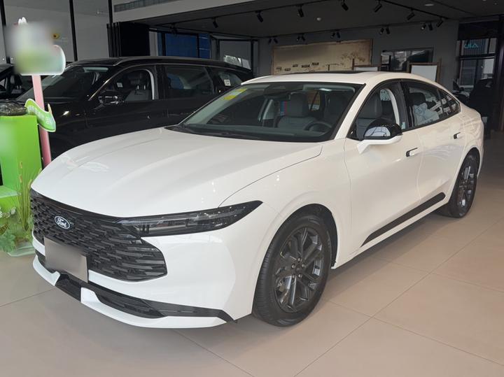Mondeo 2026 2.0T EcoBoost Luxury