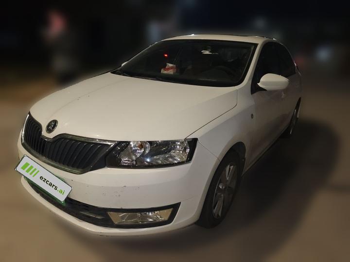 Rapid 2015 1.6L MT