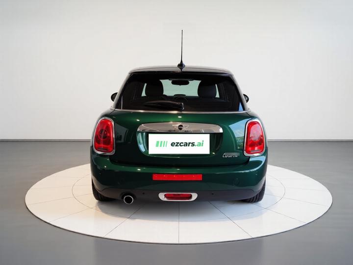 2016 1.5T COOPER 5-Door photo 5