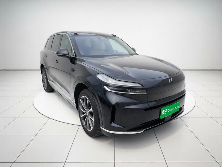 L90 2025 Max 6-Seater 85 photo 3