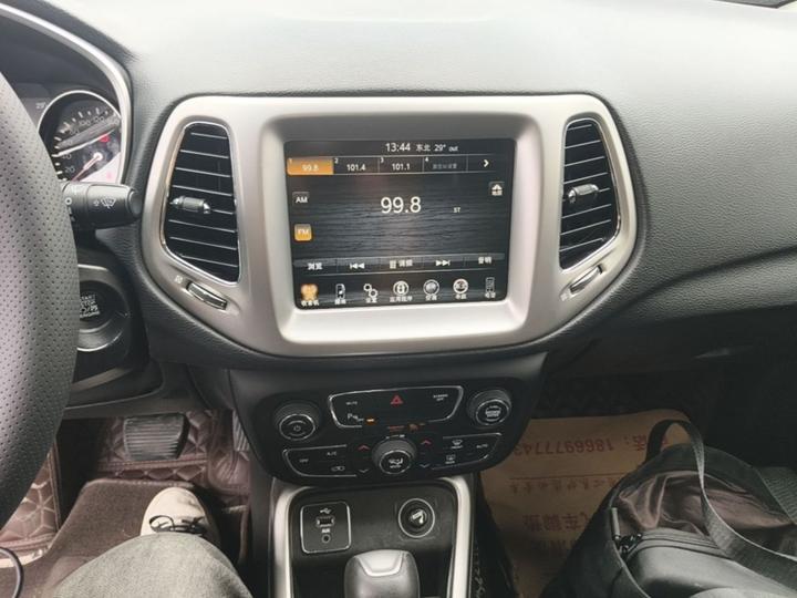 Compass 2017 200T AT photo 8