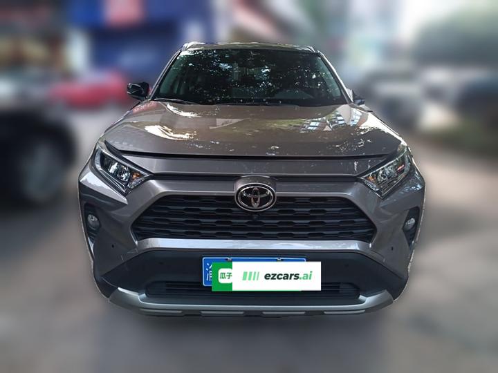 RAV4 2022 2.0L CVT AWD photo 2