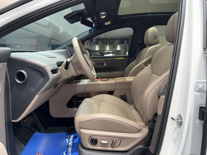 Li Auto i6 2025 RWD Standard photo 7