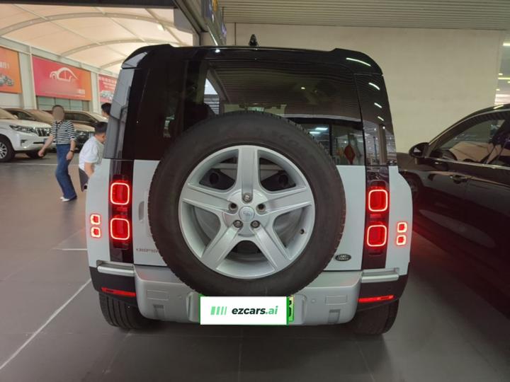 Defender EV 2022 110 P400e photo 5