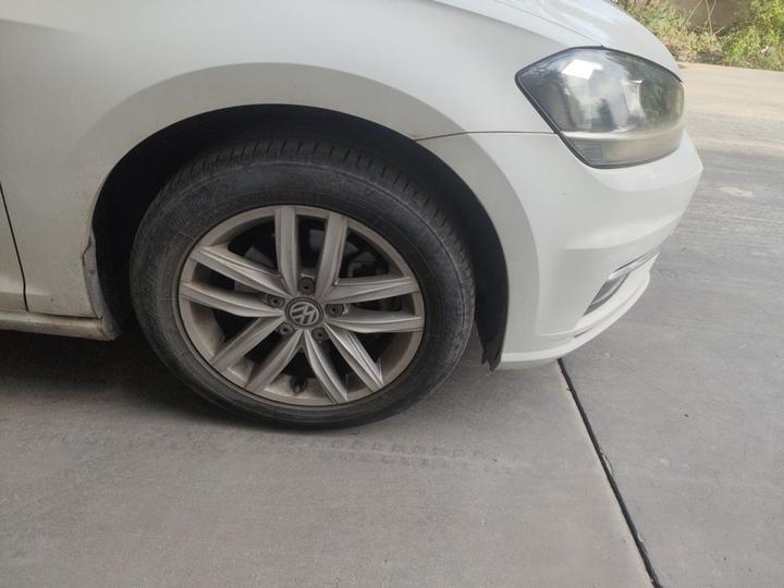 Golf 2018 1.6L AT Comfort photo 8