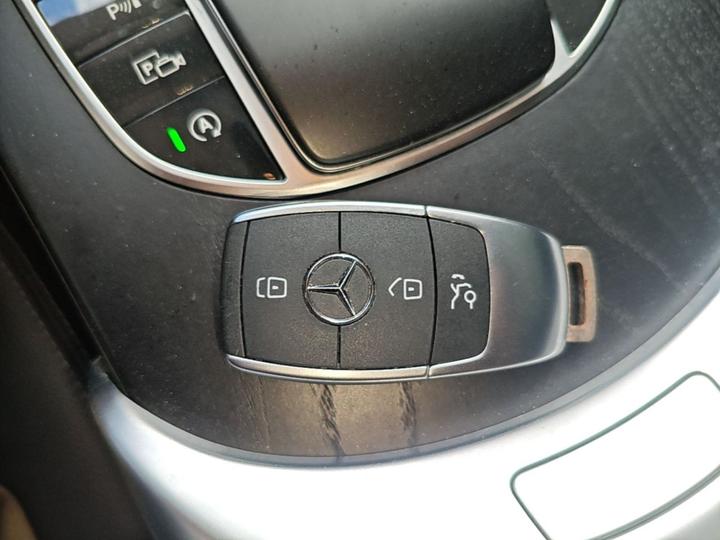 C-Class 2020 C 260 L Sport photo 8