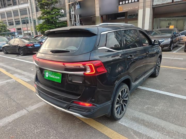Forthing T5 2018 230T CVT photo 6
