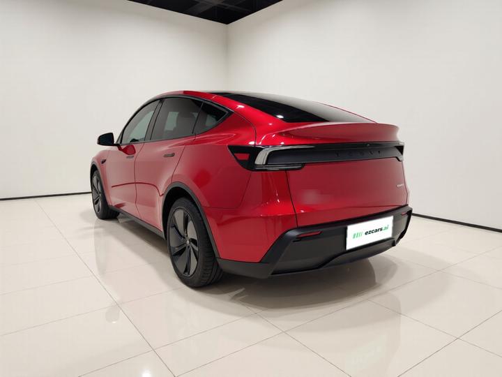 Model Y 2025 RWD photo 4