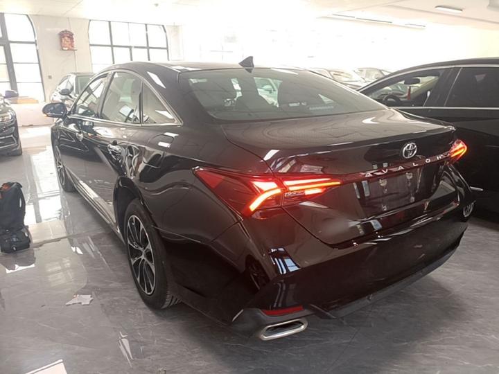 Avalon 2022 2.0L Luxury photo 4