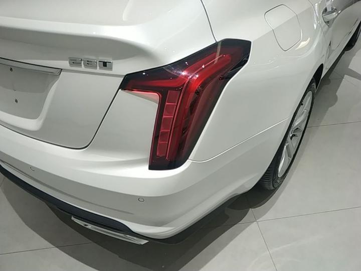 CT5 2024 28T Luxury Pro photo 7