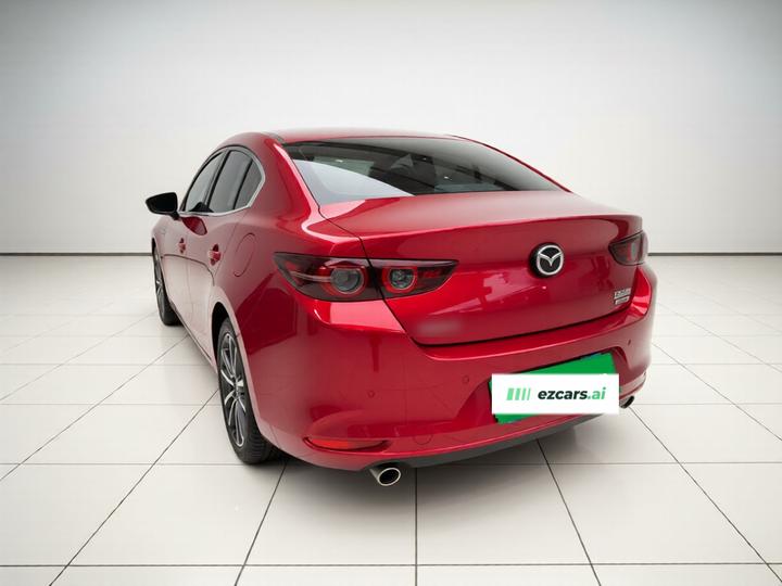 3 Axela 2021 2.0L AT photo 4