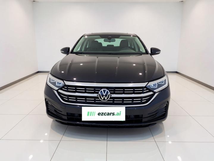 Sagitar 2023 300TSI DSG Excellence photo 2