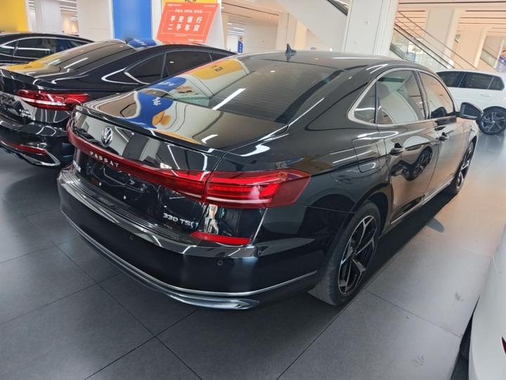 Passat 2023 Facelift 330TSI Elite photo 6