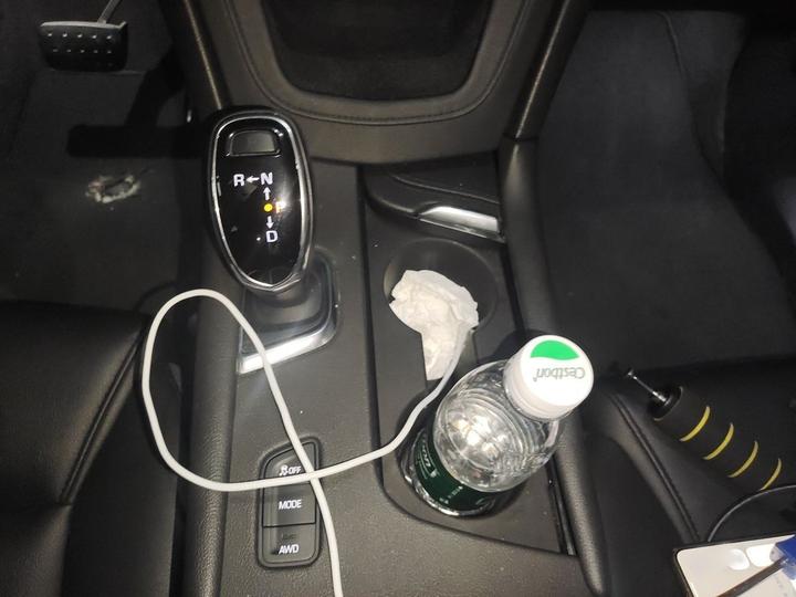 XT5 2018 28E AWD Tech photo 6