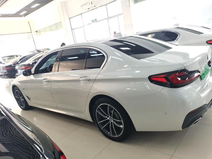 5 Series EV 2022 Facelift 535Le M Sport Package photo 3