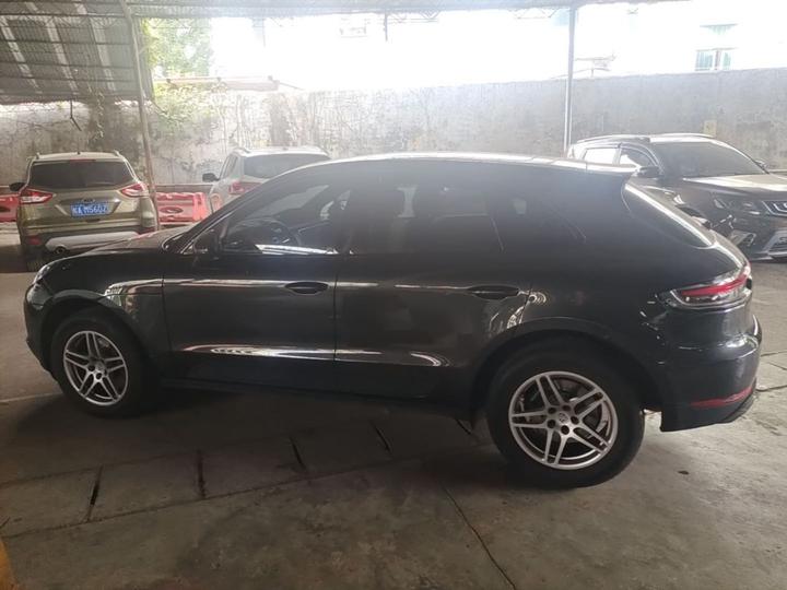 2020 Macan 2.0T photo 4