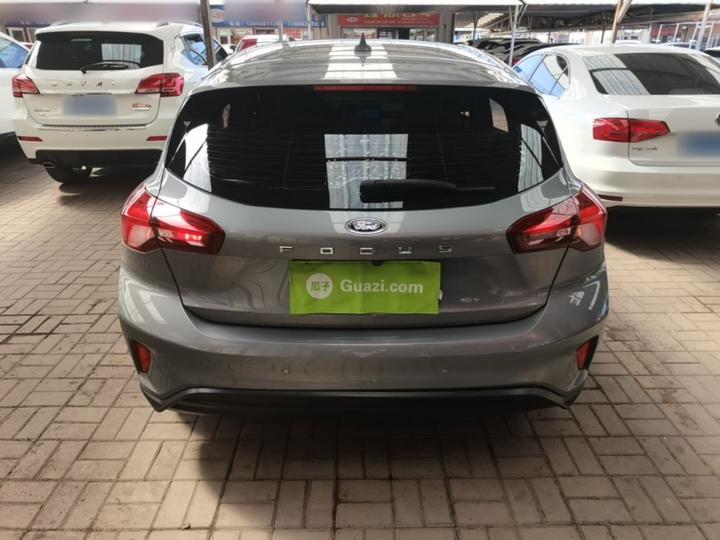 Focus 2022 Hatchback EcoBoost 180 AT photo 3