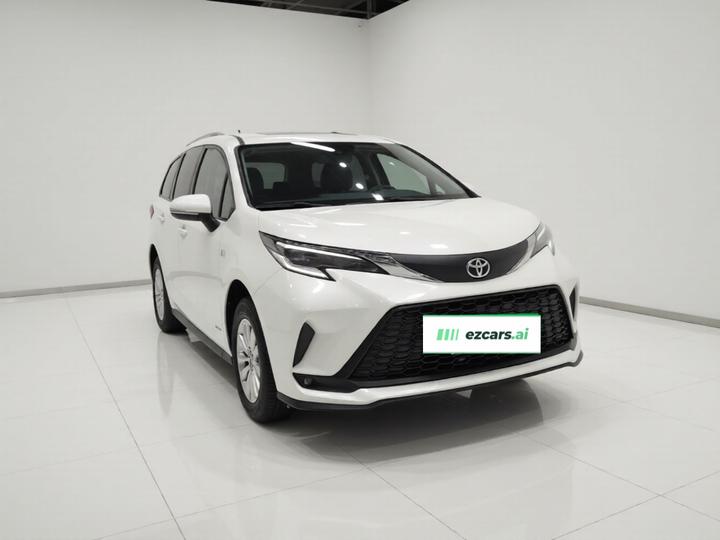 Granvia 2024 2.5L Hybrid Comfort photo 3