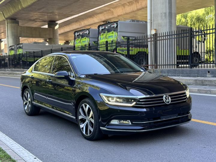 Magotan 2018 330TSI DSG Premium photo 3