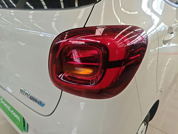 Hongguang MINIEV 2025 4th Gen 4-Door Advanced photo 7