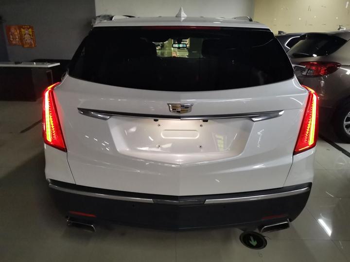 XT5 2018 28T AWD Luxury photo 2