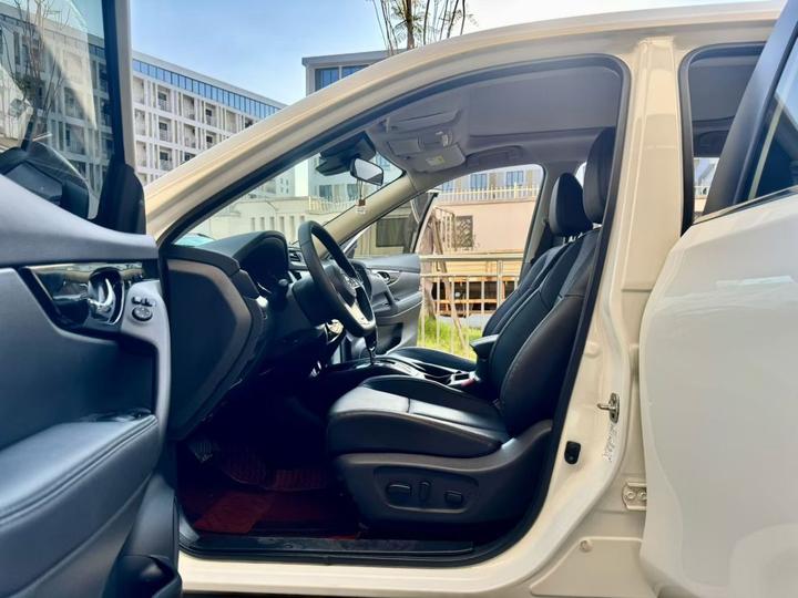 X-Trail 2022 Facelift 2.0L RWD Connected Exclusive photo 7