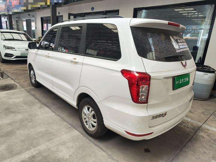 Wuling Hongguang 2021 Facelift 1.5L S Comfort LAR photo 4