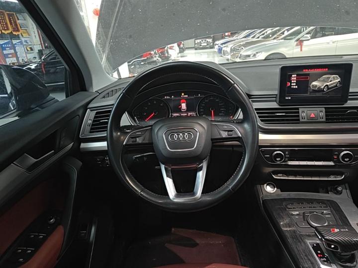 Q5L 2020 Facelift 40 TFSI Progressive photo 6
