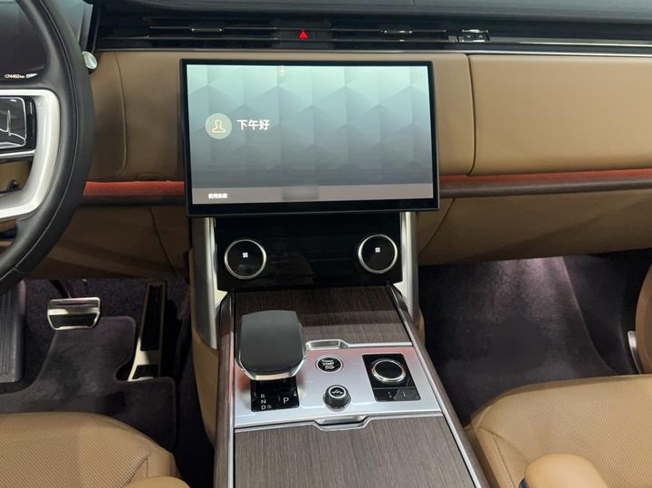 Range Rover 2023 3.0 L6 400PS Prosperous 7-Seater Extended photo 8