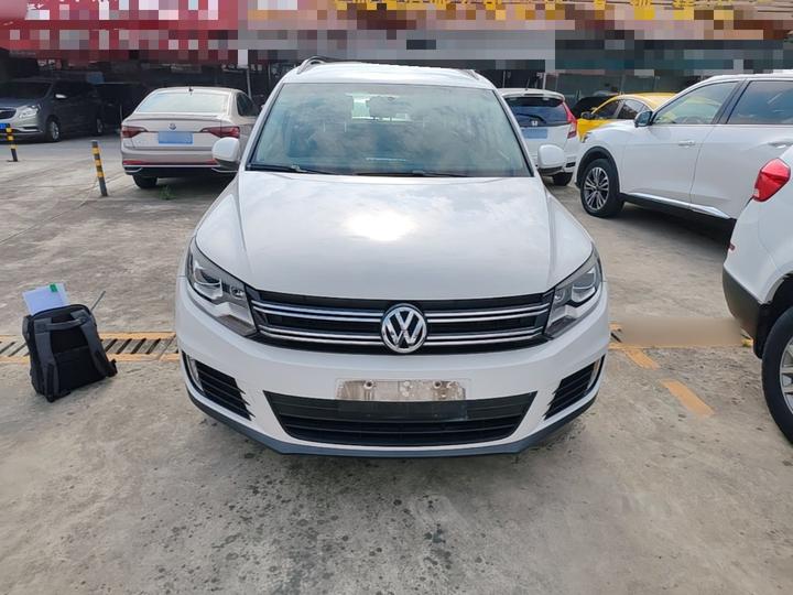 Tiguan 2013 1.8TSI AT RWD photo 2
