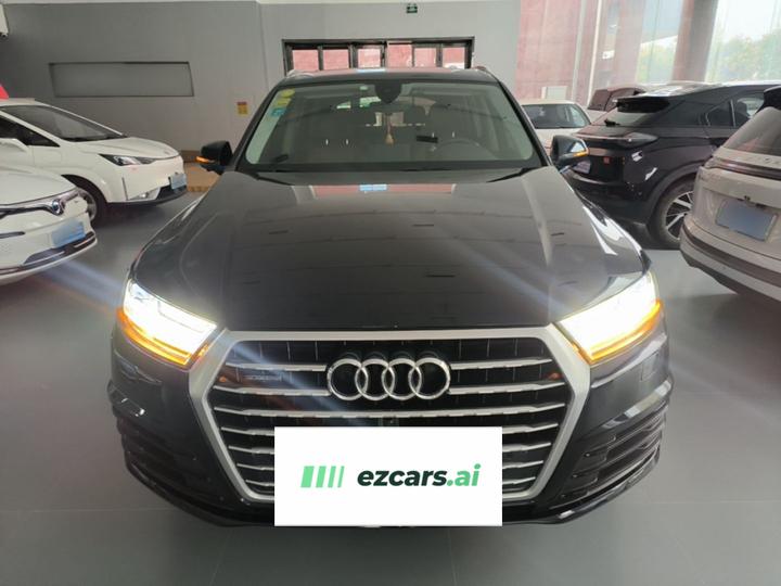 Q7 2018 45 TFSI Tech photo 2