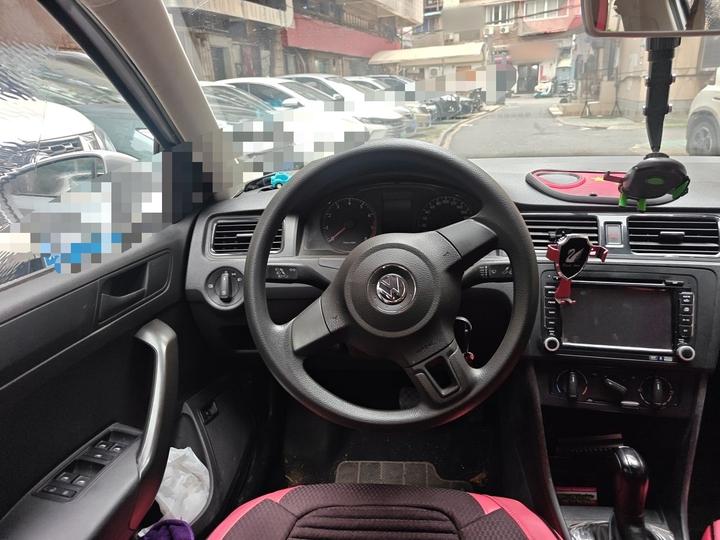 Santana 2015 1.6L AT photo 3