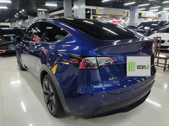 Model Y 2024 Long Range AWD photo 4